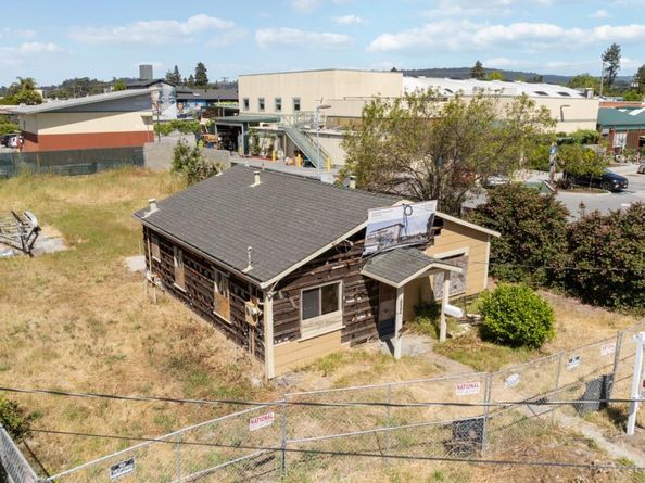 719 Darwin Street, Santa Cruz CA 95062