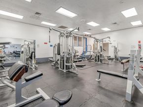 4 Anchor Drive F230, Emeryville CA 94608