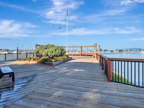 4 Anchor Drive F230, Emeryville CA 94608