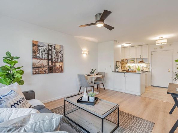 4 Anchor Drive F230, Emeryville CA 94608