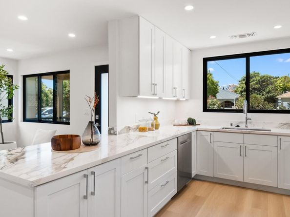 120 Abelia Way, East Palo Alto CA 94303