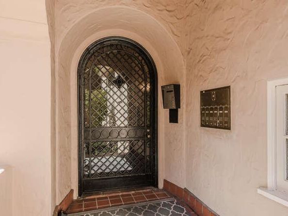 26 W 4th Avenue 1, San Mateo CA 94402