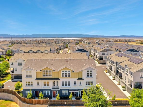 37356 Suncrest Street, Newark CA 94560