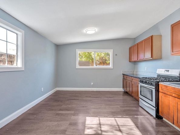 1521 80th Avenue, Oakland CA 94621