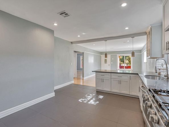 1521 80th Avenue, Oakland CA 94621