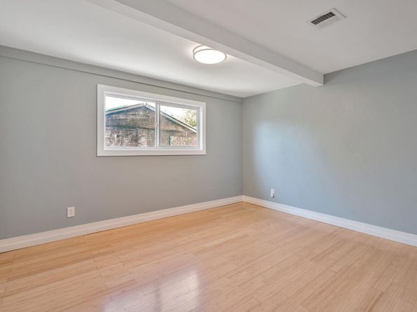 1521 80th Avenue, Oakland CA 94621