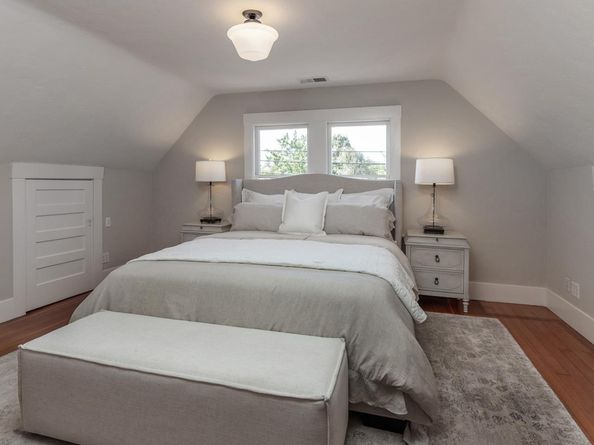 2131 Harvard Street, Palo Alto CA 94306