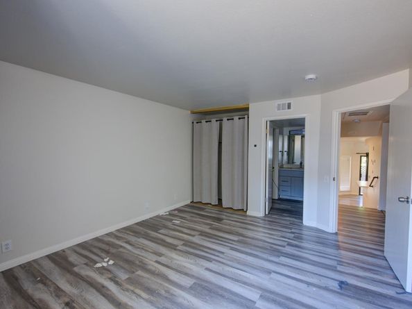 245 Kenbrook Circle 105, San Jose CA 95111