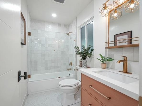 4346 Short Hill Road, Oakland CA 94605
