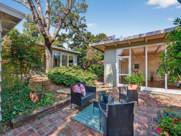 832 Holly Road, Belmont CA 94002