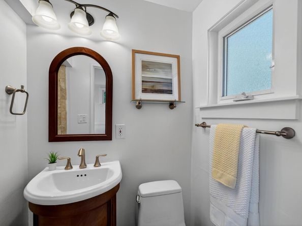 832 Holly Road, Belmont CA 94002