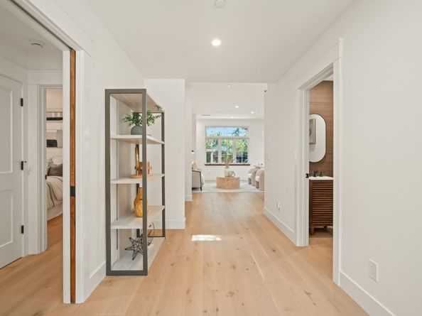911 Peggy Lane, Menlo Park CA 94025