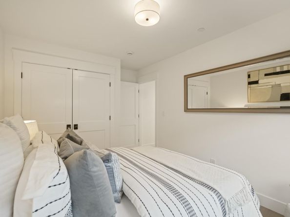 911 Peggy Lane, Menlo Park CA 94025