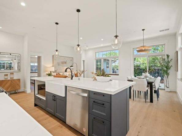 911 Peggy Lane, Menlo Park CA 94025