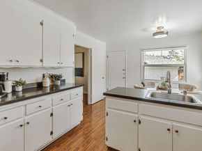 1400 Oakhurst Avenue, San Carlos CA 94070