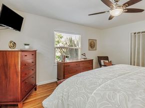 1400 Oakhurst Avenue, San Carlos CA 94070