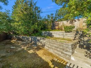 1207 Woodview Terrace, Los Altos CA 94024