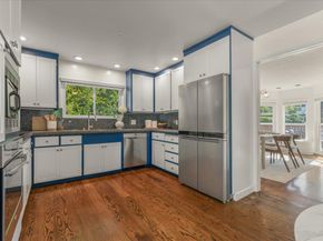 1207 Woodview Terrace, Los Altos CA 94024