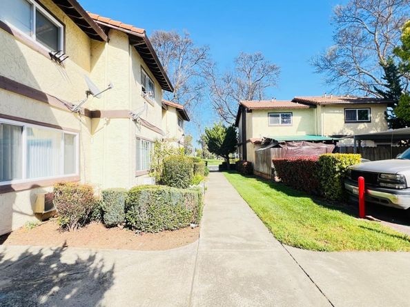 7727 Murray Avenue, Gilroy CA 95020