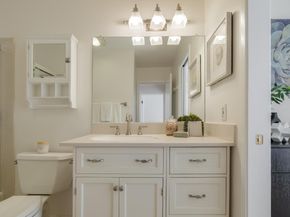 610 Gilbert Avenue 25, Menlo Park CA 94025