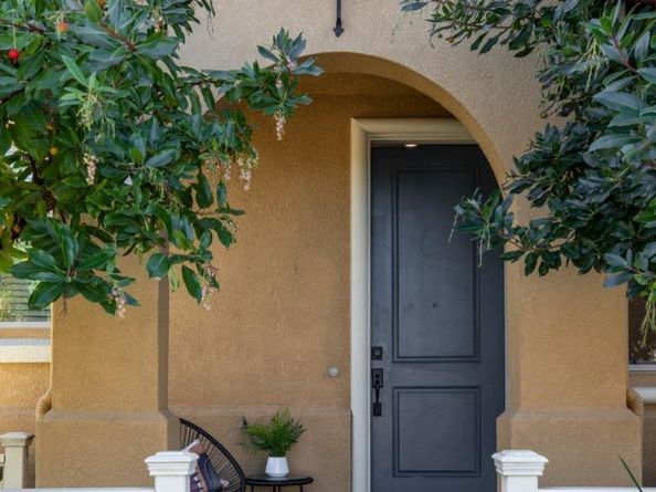 83 Fairchild Drive, Mountain View CA 94043