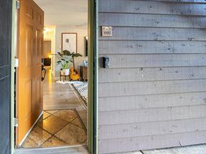 1195 Yarwood Court, San Jose CA 95128