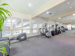 279 Tradewinds Drive 6, San Jose CA 95123