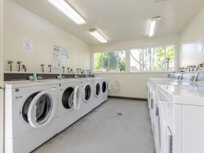 279 Tradewinds Drive 6, San Jose CA 95123