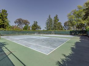 279 Tradewinds Drive 6, San Jose CA 95123