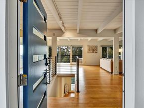 2323 Mastlands Drive, Oakland CA 94611