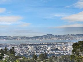 2323 Mastlands Drive, Oakland CA 94611