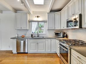 2323 Mastlands Drive, Oakland CA 94611