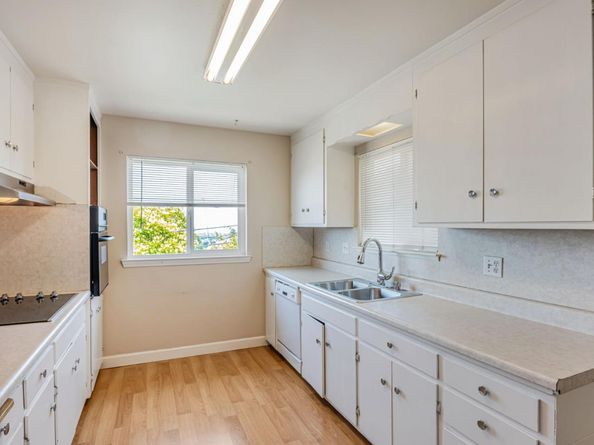 16668 Winding Boulevard, San Leandro CA 94578