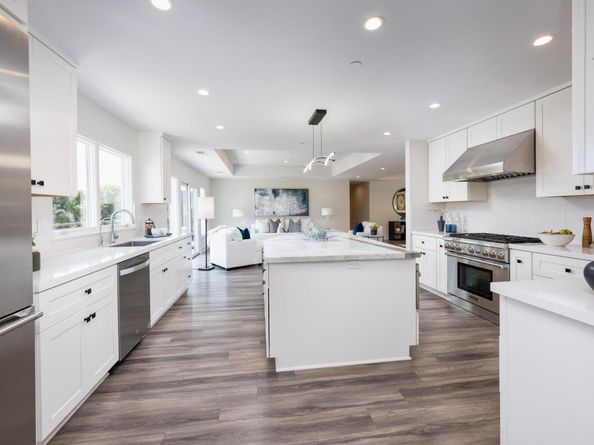 30 Calaveras Court, Hillsborough CA 94010