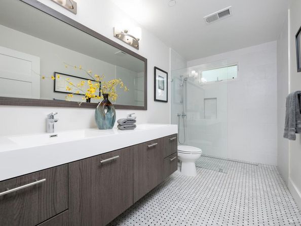 30 Calaveras Court, Hillsborough CA 94010