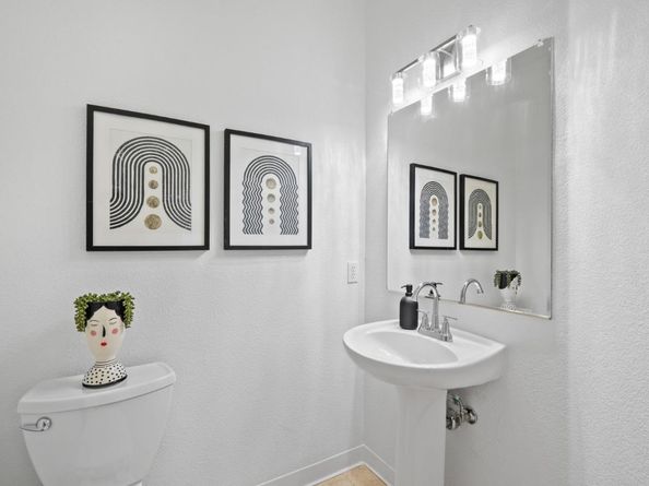 25118 Angelina Lane 20, Hayward CA 94544