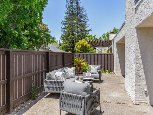2435 Sharon Oaks Drive, Menlo Park CA 94025