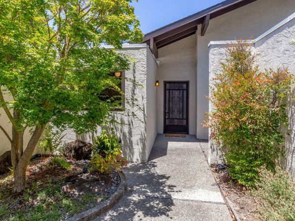 2435 Sharon Oaks Drive, Menlo Park CA 94025