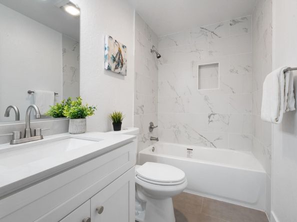 433 W Rincon Avenue H, Campbell CA 95008