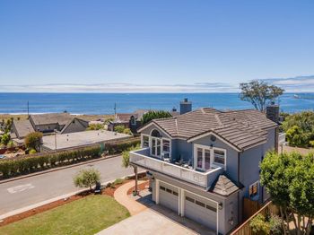 139 Santa Anna Street