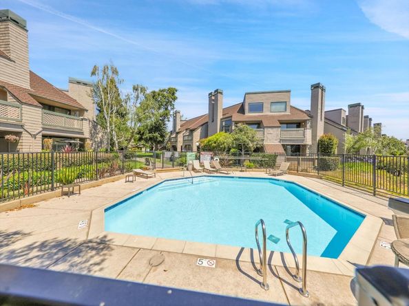 59 Cove Lane, Redwood City CA 94065