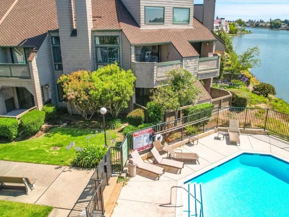59 Cove Lane, Redwood City CA 94065