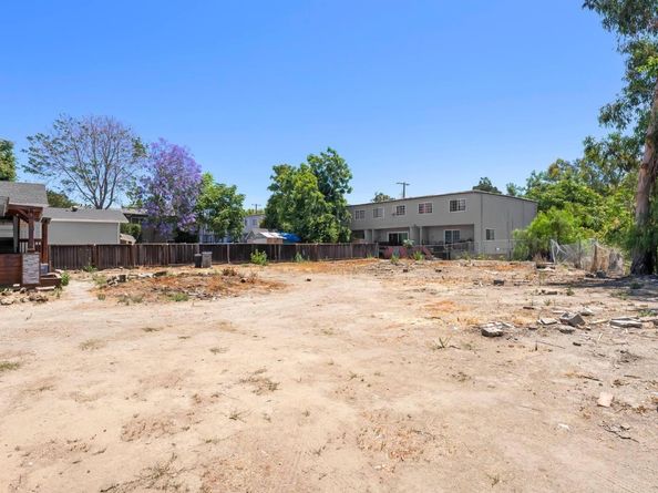 850 Calhoun Street, San Jose CA 95116