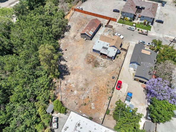 850 Calhoun Street, San Jose CA 95116