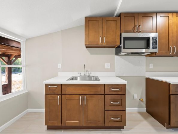 850 Calhoun Street, San Jose CA 95116