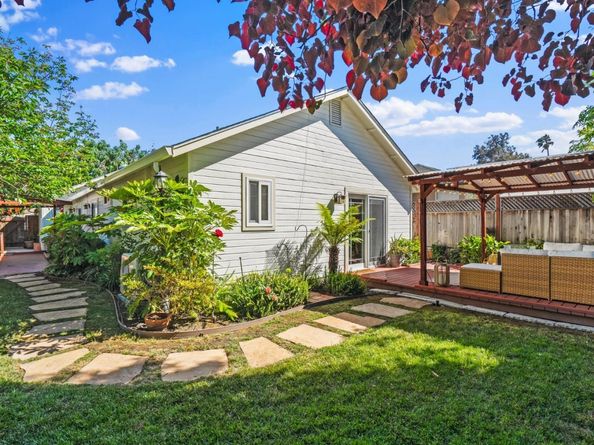 207 Brooklyn Avenue, San Jose CA 95128