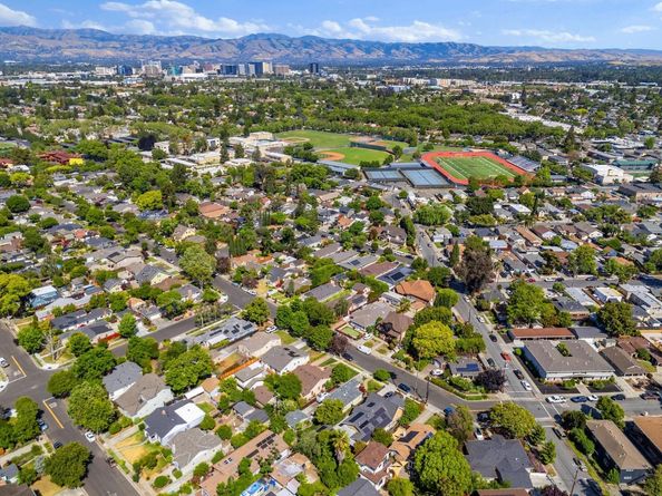 207 Brooklyn Avenue, San Jose CA 95128