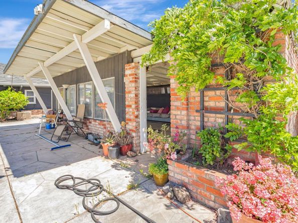 14205 Sycamore Avenue, San Martin CA 95046