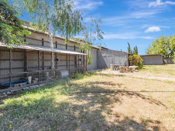 14205 Sycamore Avenue, San Martin CA 95046