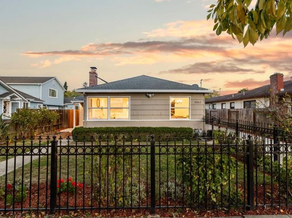1064 15th Avenue, Redwood City CA 94063